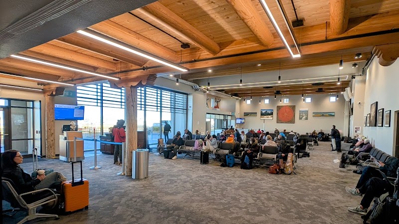 Santa Fe Regional Airport (SAF) - Santa Fe Regional Airport (SAF), 121 Aviation Dr, Santa Fe, NM 87507, USA