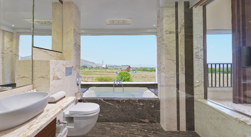 Tropical Retreat By Zuper - Tropical Retreat By Zuper Survey No. 237/1, Pimpri Road, Mumbai - Agra, National Highway, near PWD Guest House, Ram Nagar, Igatpuri, Maharashtra 422403, India