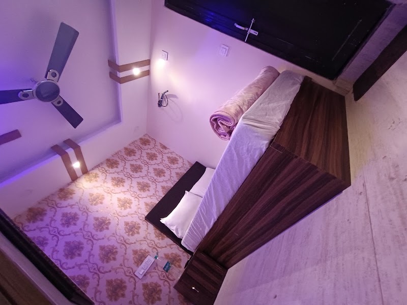 Hotel O by OYO King - Hotel O by OYO King Shop no. 96, Ravi Shankar Shukla market, power house, Janjgiri, Bhilai, Chhattisgarh 490001, India
