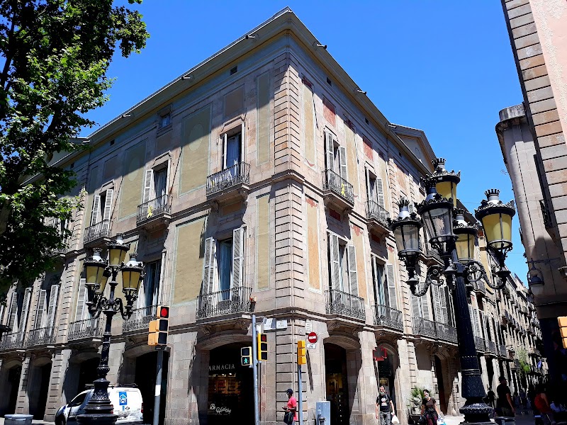 Palau Moja - Palau Moja Carrer de la Portaferrissa, 1, Ciutat Vella, 08002 Barcelona, Spain