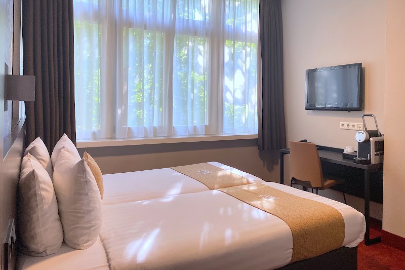 XO Hotels Van Gogh - XO Hotels Van Gogh, van de Veldestraat 5, 1071 CK Amsterdam, Netherlands