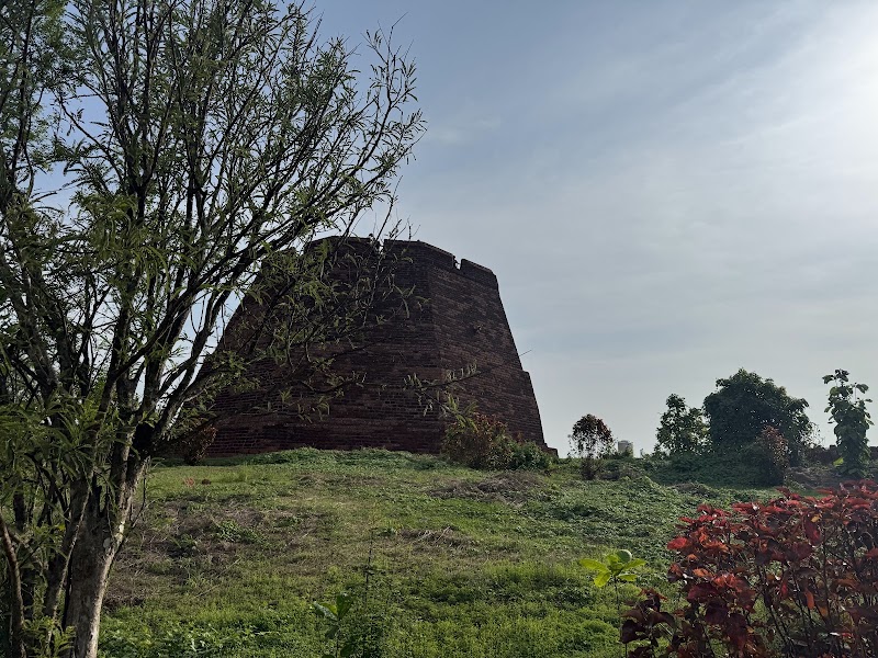 Bekal Fort Gate - Bekal Fort Gate, 92VP+X6F, Bekal Fort Rd, Kerala 671316, India