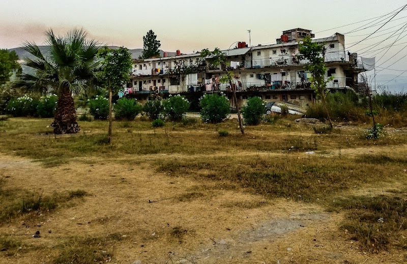 Plazhi i Vjeter - Plazhi i Vjeter, Rr. Sazani, Vlorë, Albania