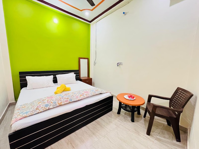 OM HOME STAY AYODHYA - OM HOME STAY AYODHYA Saketpuri, Deokali, Faizabad, Ayodhya, Uttar Pradesh 224001, India