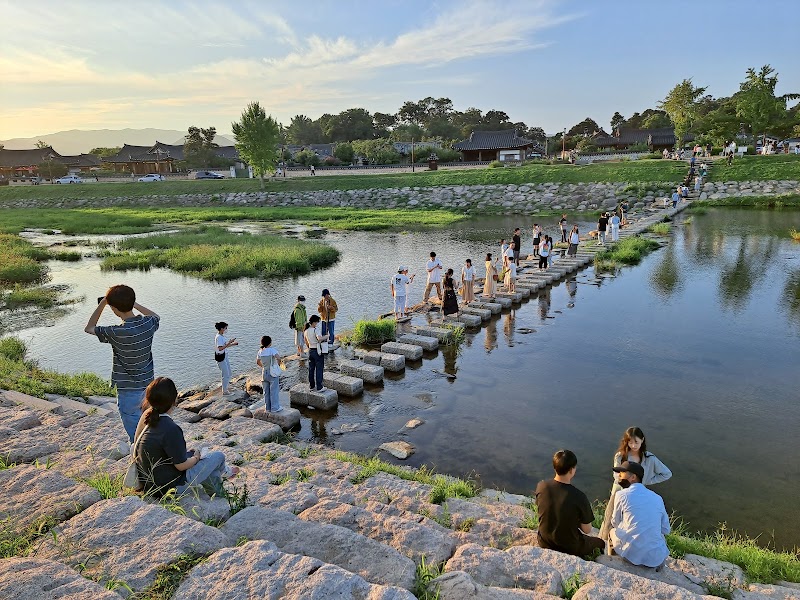 Woljeonggyo Bridge - Woljeonggyo Bridge 48 Gyo-dong, Gyeongju, Gyeongsangbuk-do, South Korea