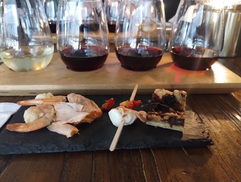 District Wine - District Wine 144 Linden Ave, Long Beach, CA 90802, USA