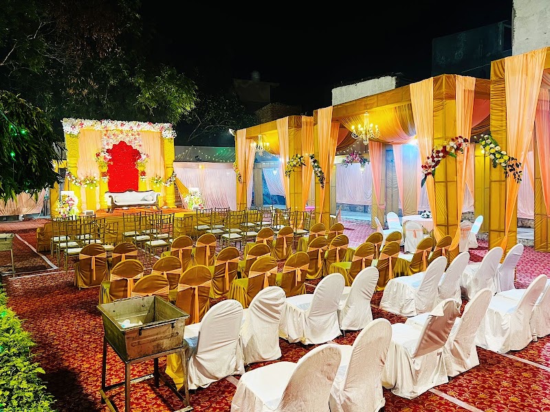OYO Prayag Holidays - OYO Prayag Holidays, 61, Lukarganj, Prayagraj, Uttar Pradesh 211001, India