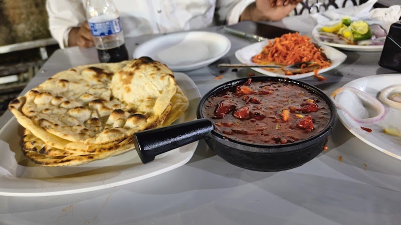 Mustak Tawa Fry - Mustak Tawa Fry, Faruki Chicken Center Nr. makhdum pura masjid, Sarbatiya Talav, Charpul-Lunsikui Rd, Charpul, Lunsikui, Navsari, Gujarat 396445, India