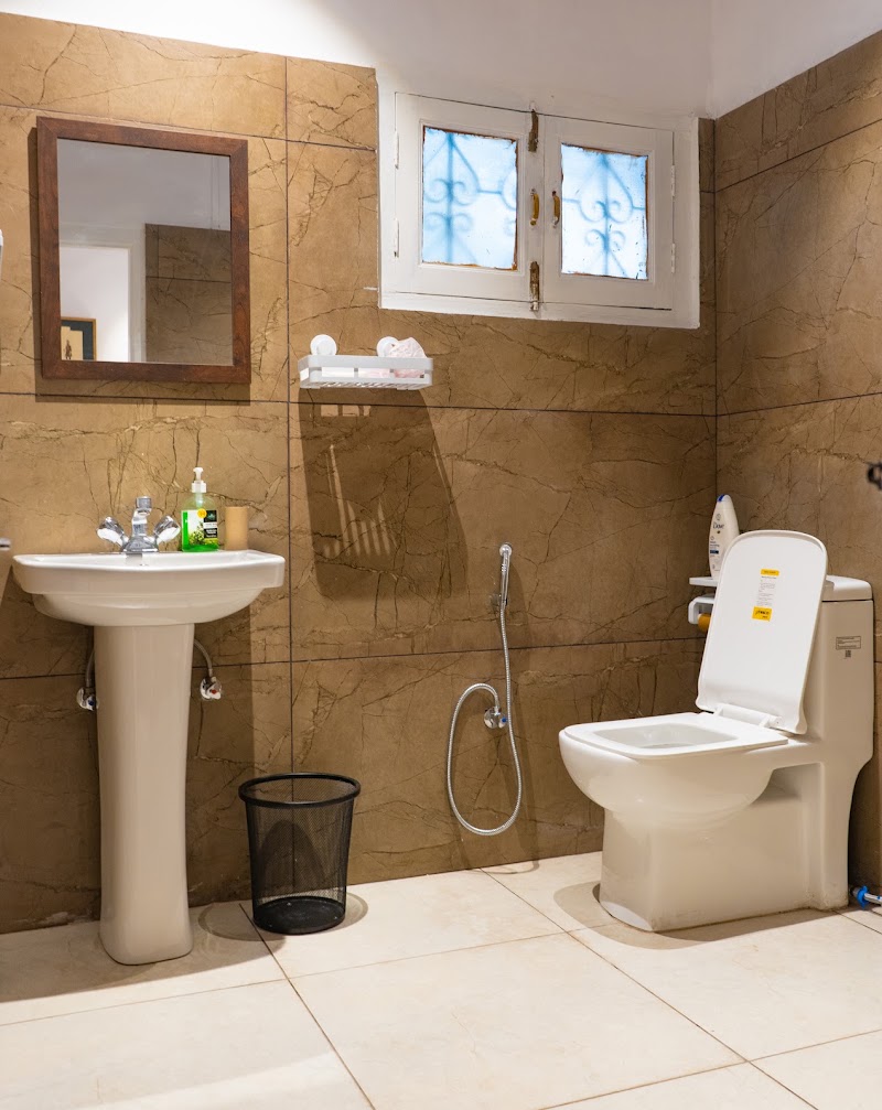 Hampton Villa – Villa in Mussoorie - Hampton Villa – Villa in Mussoorie Hampton Villa, Hampton Rd, The Mall Road, Mussoorie, Uttarakhand 248179, India