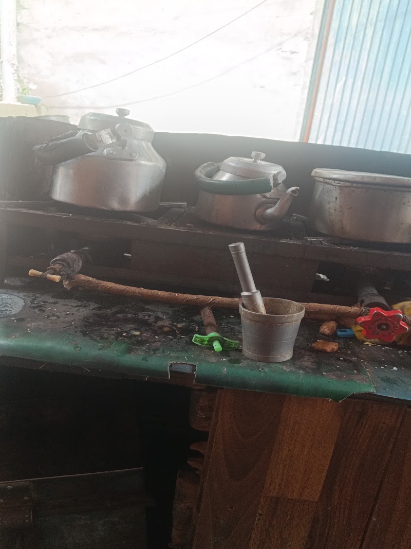 Raju Tea Stall - Raju Tea Stall F2FX+J84, DLF Colony, Sector 14, Gurugram, Haryana 122007, India