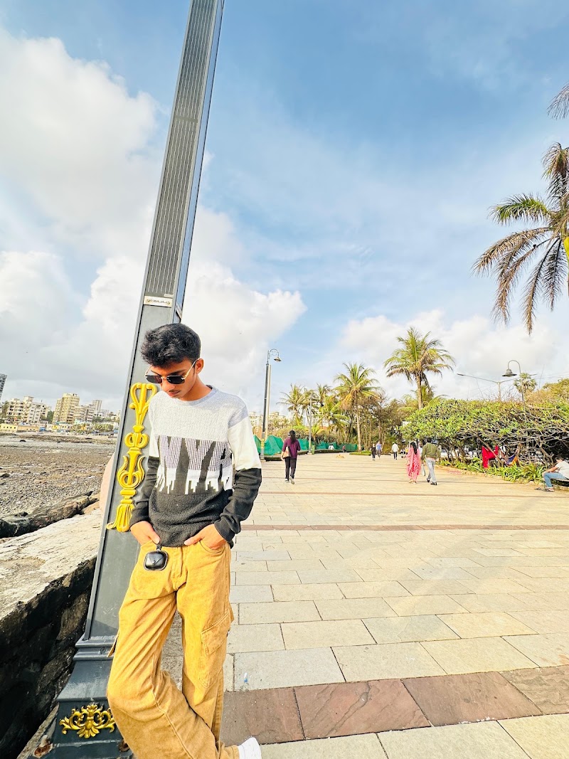 Lands end - Lands end, Mannat the land Ends, Siraj Dokadia Rd, Mount Mary, Bandra West, Mumbai, Maharashtra 400050, India