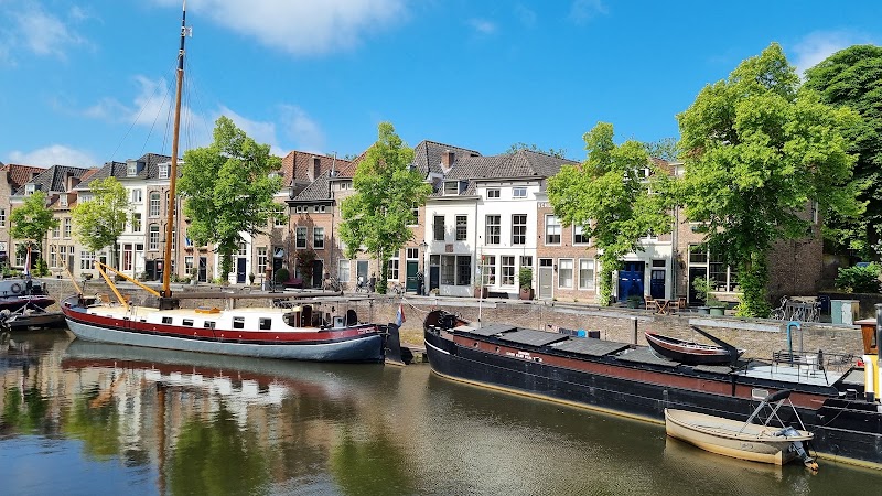 Den Bosch City - Den Bosch City, Burgemeester Loeffplein 70 D, 5211 RX 's-Hertogenbosch, Netherlands