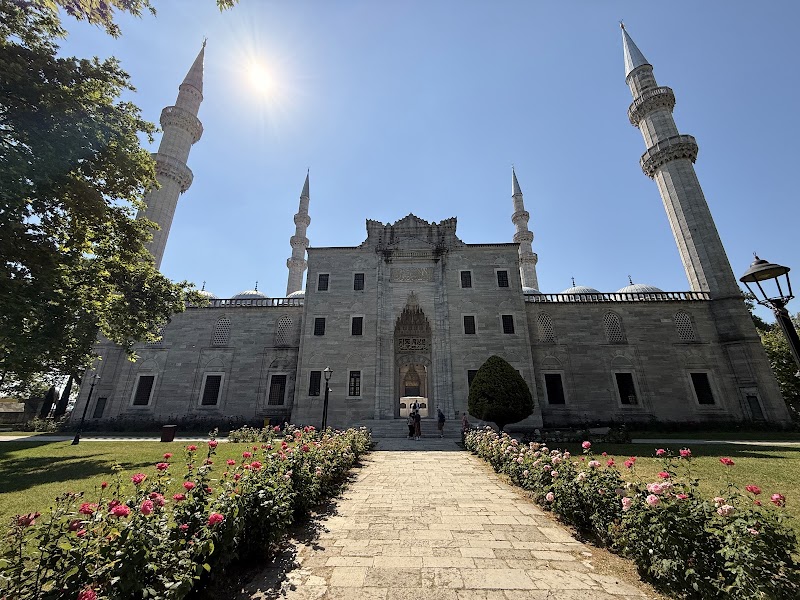 Istanbul center - Istanbul center, Alemdar, 34110 Fatih/İstanbul, Türkiye