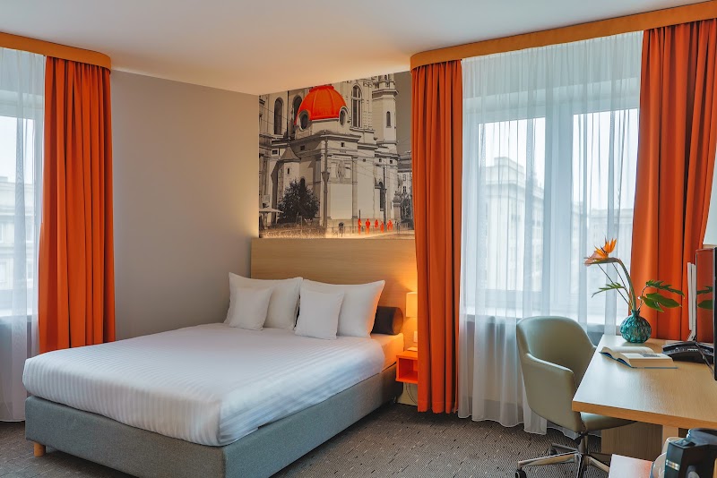 Hotel MDM - Hotel MDM, plac Konstytucji 1, 00-647 Warszawa, Poland