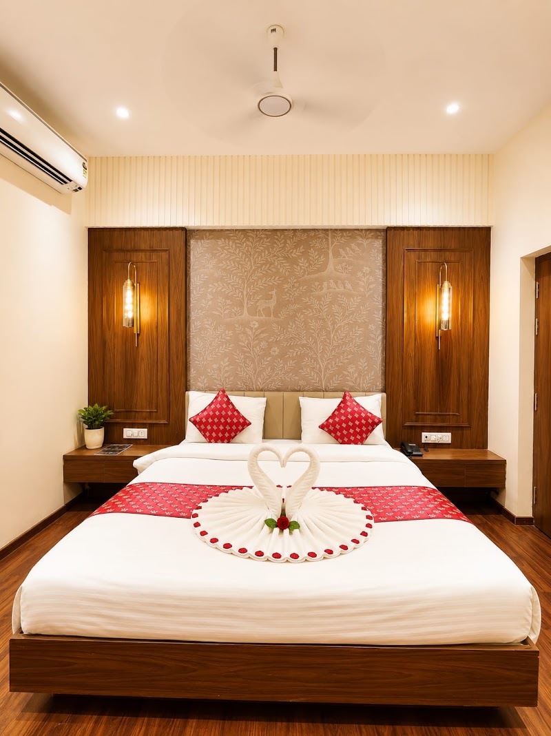 Lotus Feet Inn - Lotus Feet Inn D 59/32 A beside Varanasi medicity hospital Mahmoorganj Rd, shivpurva, Sigra, Varanasi, Uttar Pradesh 221010, India
