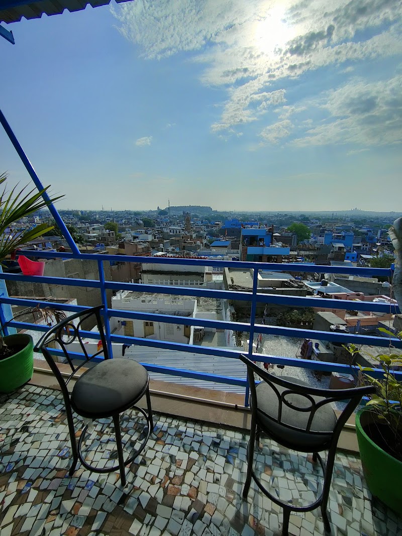 MH Guest House & Restaurant