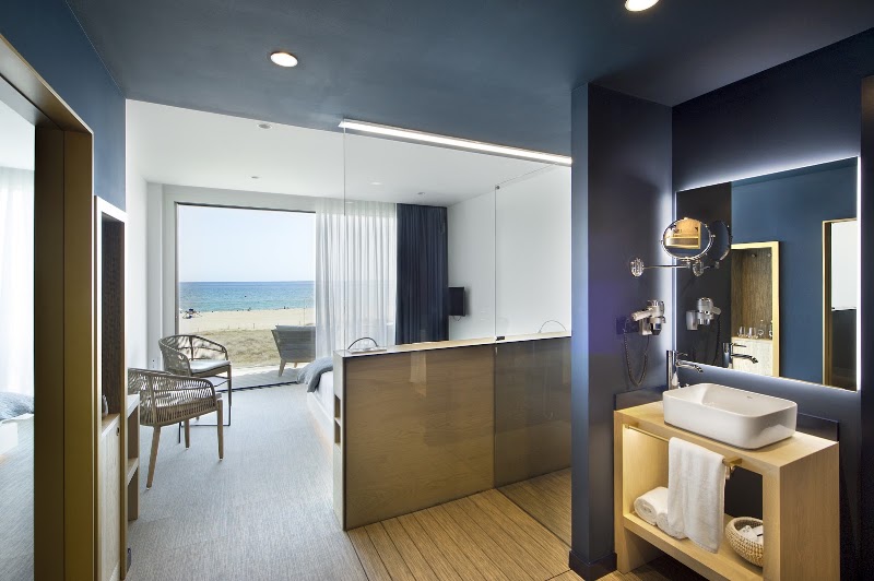 Hotel boutique dONNA - Hotel boutique dONNA Pg. Marítim, 171, 08860 Castelldefels, Barcelona, Spain