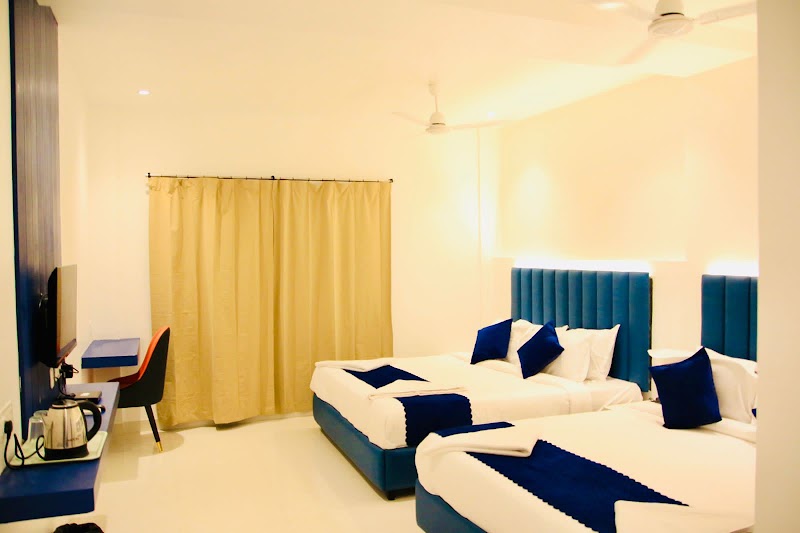 Brigade Hotels and Resorts - Brigade Hotels and Resorts 4th Gate, Sannidhi Veedhi, opp. Temple, Srikalahasti, Andhra Pradesh 517644, India