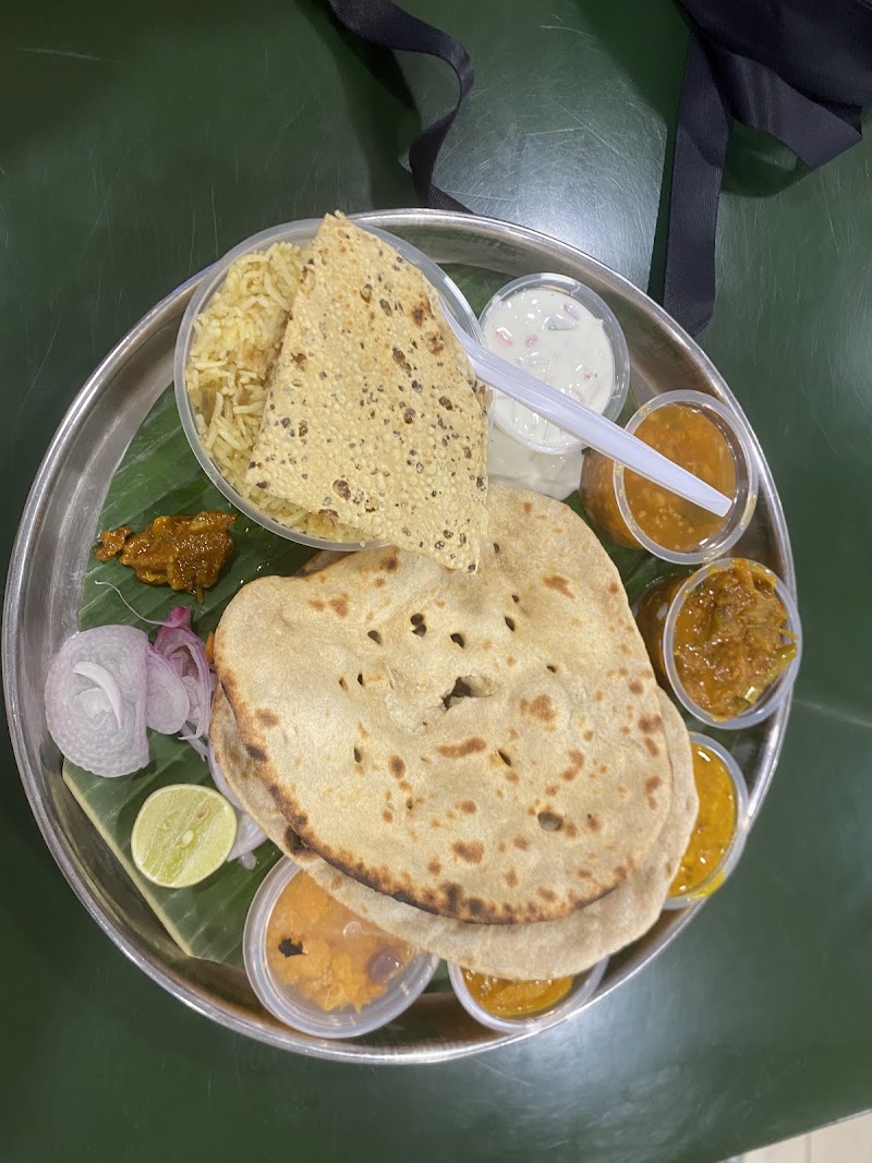 Ananda Bhavan Vegetarian - Ananda Bhavan Vegetarian 95 Syed Alwi Rd, Singapore 207671