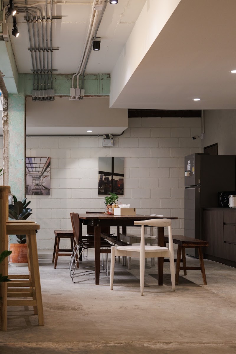 C'HOUSE Bangkok - C'HOUSE Bangkok 114 Trok Salak Hin, Khwaeng Rong Muang, Pathum Wan, Krung Thep Maha Nakhon 10330, Thailand