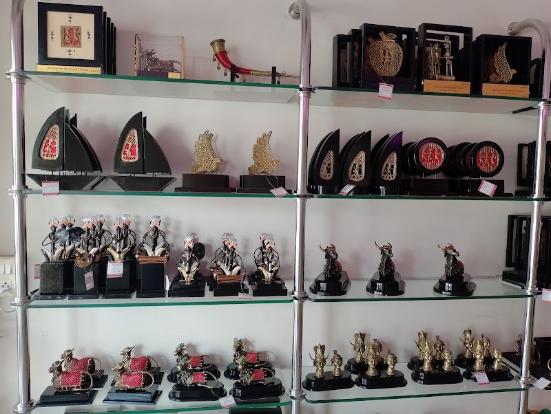 Bastarveda Bastar art & Gift - Bastarveda Bastar art & Gift adiwasi colony, Ring Road No. 1, near indian Coffe house, Kushalpur, Patel Para, Raipur, Chhattisgarh 492013, India