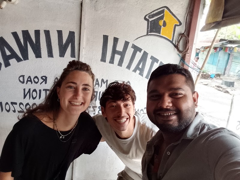 Atathi niwas guest house for Backpackers and Travellers - Atathi niwas guest house for Backpackers and Travellers Siliguri junction, Old Matigara Rd, near SITALA MANDIR, Ward 1, Patiram Jote, Siliguri, West Bengal 734003, India