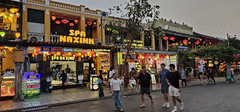 Hoi An - Hoi An V8FM+J7C, Cầu, Hội An, Đà Nẵng, Vietnam