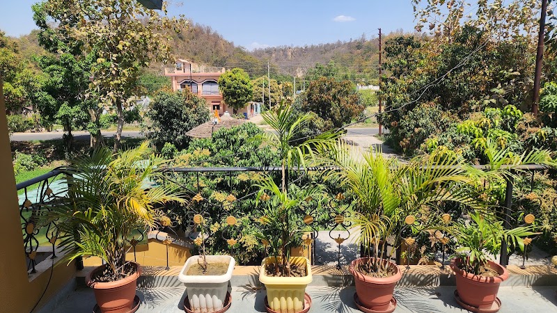 OMG Home Stay - OMG Home Stay Dela Road, Himmatpur Dotiyal, Ramnagar, Uttarakhand 244715, India