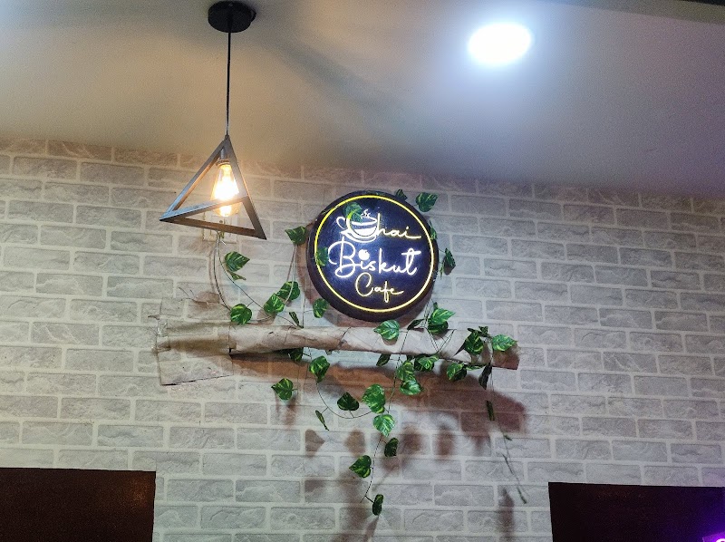CHAI BISKUT CAFE - CHAI BISKUT CAFE Giriraj Building, Bhawarkua Main Rd, Vishnu Puri Colony, Indore, Madhya Pradesh 452001, India