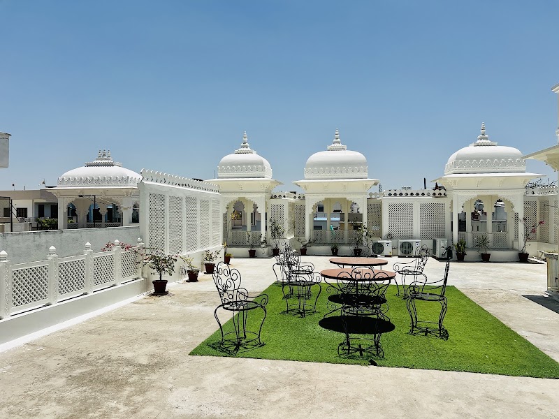 Royal Heritage Villa Udaipur - Royal Heritage Villa Udaipur 11 Near Vinayak Park Sector 4 New, Kumbha Nagar, Sector 4, Gayariawas, Hiran Magri, Udaipur, Rajasthan 313002, India