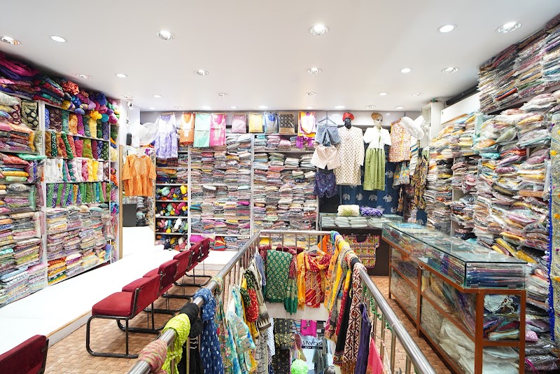 Royal Art Emporium - Royal Art Emporium, Market, opposite Hathipole, Hathipole, Main Circle, Udaipur, Rajasthan 313004, India