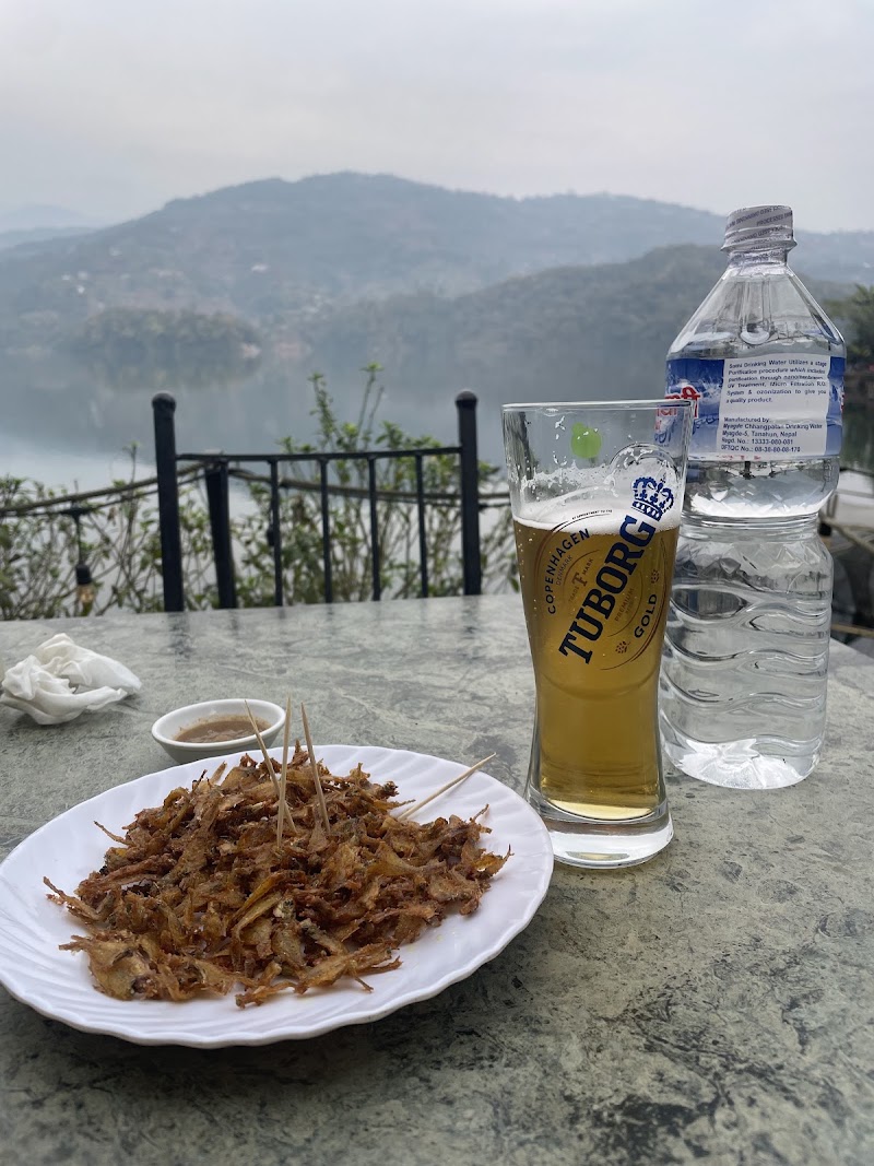 Papa's Secret Lake On The Lake (room & tent) - Papa's Secret Lake On The Lake (room & tent), 53FR+5XM Begnas Lake, Lekhnath 33700, Nepal