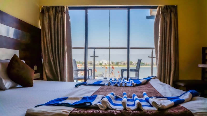 Apana Hotel - Apana Hotel, Before Collector Office, PX9P+FX8, Fort Rd, Bhavsarwada, Diu, Gujarat 362520, India