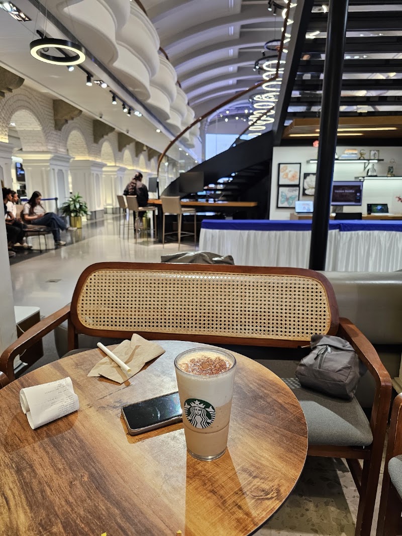 Starbucks - Opera Junction - Starbucks - Opera Junction No 57, Opera House Brigade Road, Opera Junction, Residency Rd, opposite PVR, Shanthala Nagar, Ashok Nagar, Bengaluru, Karnataka 560025, India
