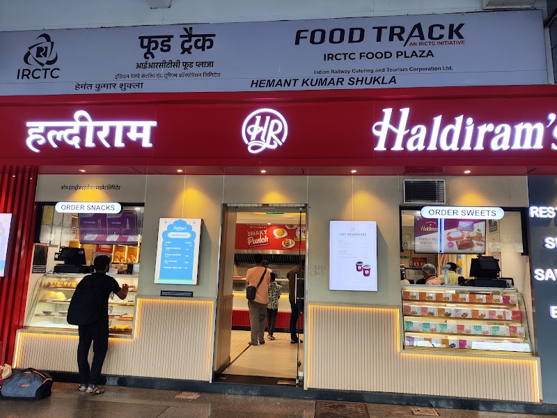Haldiram's – Pune Food Plaza - Haldiram's – Pune Food Plaza OAM Industries India Pvt Ltd (Haldirams), Hemant Kumar Shukla Food plaza at, PF no:-1, beside OM sai ram.Pune, Agarkar Nagar, Pune, Maharashtra 411001, India