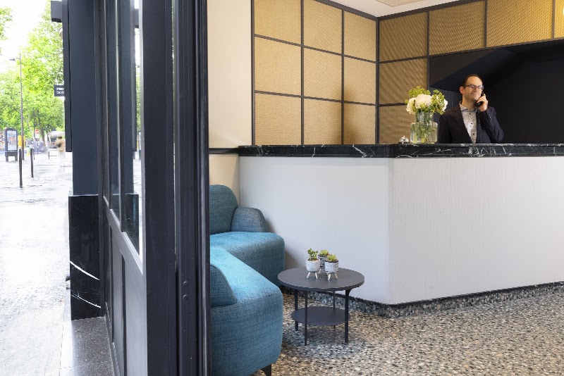 Hôtel de France - Hôtel de France 12 Rue de Lyon, 75012 Paris, France