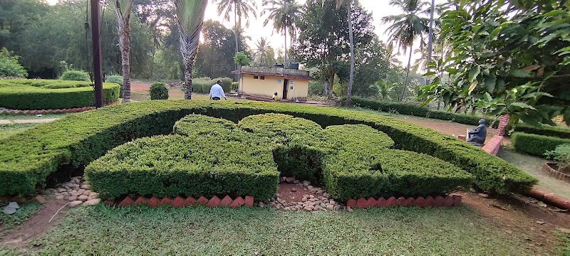 Salaulim Garden & Cottages