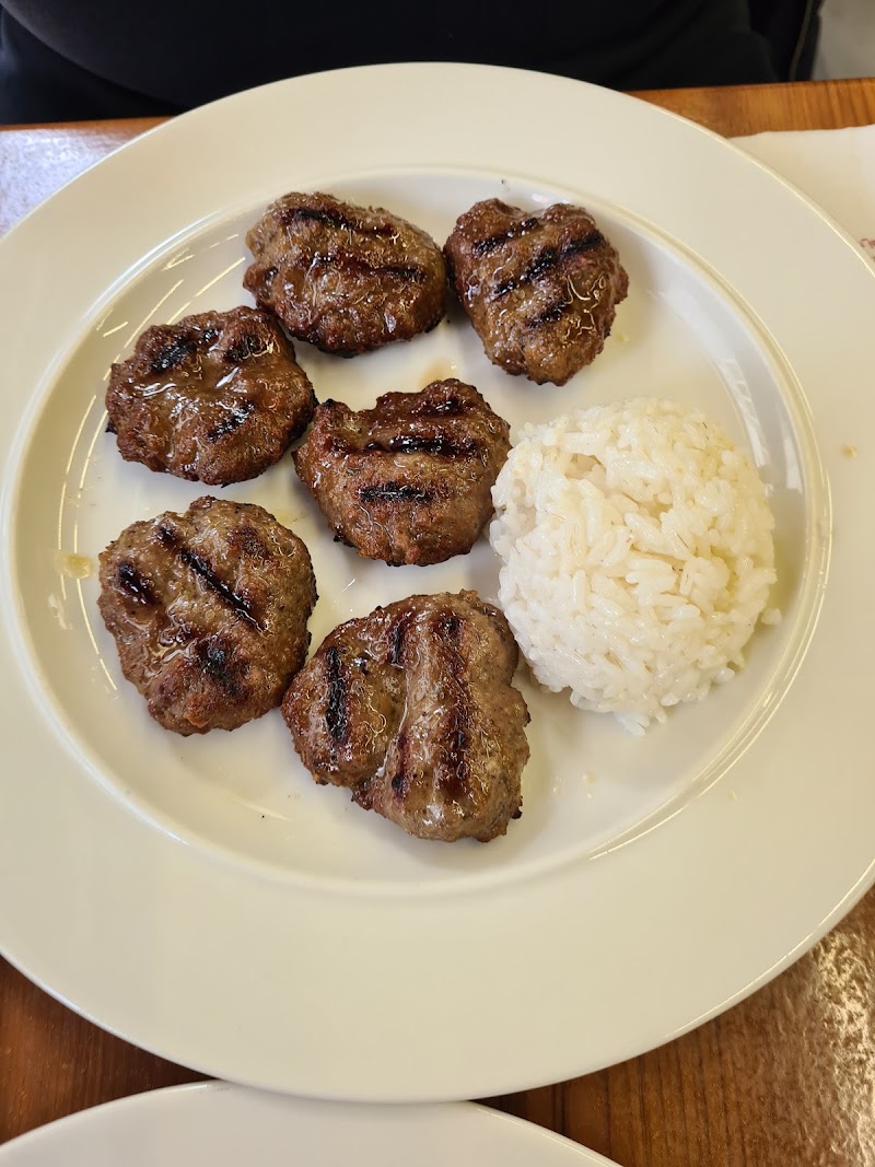 Edirne Ciğercisi Naci Usta - Edirne Ciğercisi Naci Usta, Türkali, Ihlamurdere Cd. No:111/a, 34357 Beşiktaş/İstanbul, Türkiye