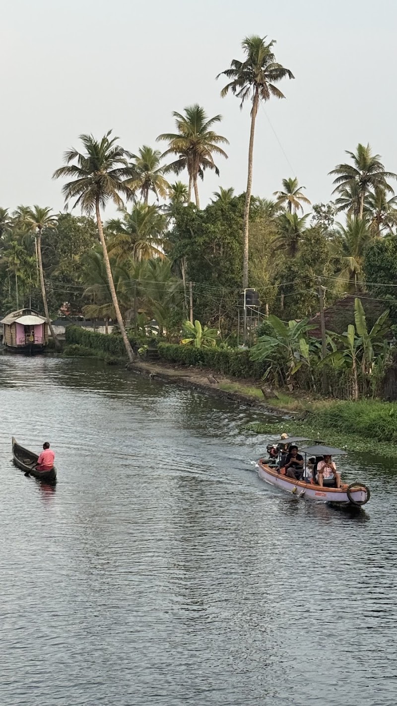 Kerala sight tours and travels - Kerala sight tours and travels, Kavaraparambu, near Noel's Ark, Nayathode, Angamaly, Nedumbassery, Kerala 683572, India