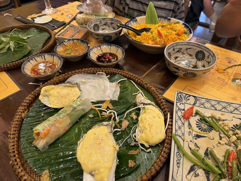 Ăn Thôi 2 - Ăn Thôi 2, 64C Nguyễn Thị Minh Khai, Nha Trang, Khánh Hòa 57100, Vietnam
