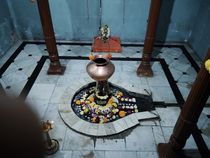 श्री हरिहरेश्वर मंदीर - श्री हरिहरेश्वर मंदीर GV93+M85, Hari Hareshwar Mandir Marg, Hasabnis Bakhal, Shaniwar Peth, Pune, Maharashtra 411030, India