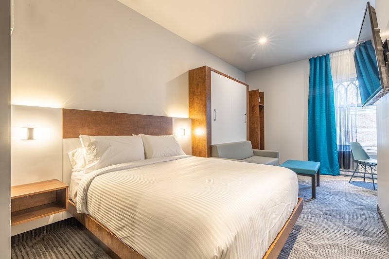 Hôtel Manoir Vieux-Québec - Hôtel Manoir Vieux-Québec, 6 Rue de la Porte, Québec, QC G1R 4M9, Canada