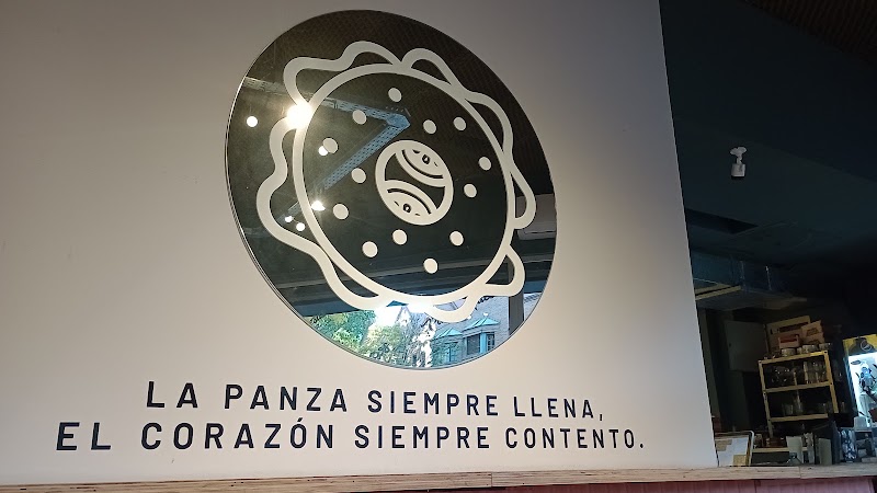 Del Bajo Belgrano Hamburguesas Panqueques - Del Bajo Belgrano Hamburguesas Panqueques, Blanco Encalada 1697, C1428DCQ C1428DCQ, Cdad. Autónoma de Buenos Aires, Argentina
