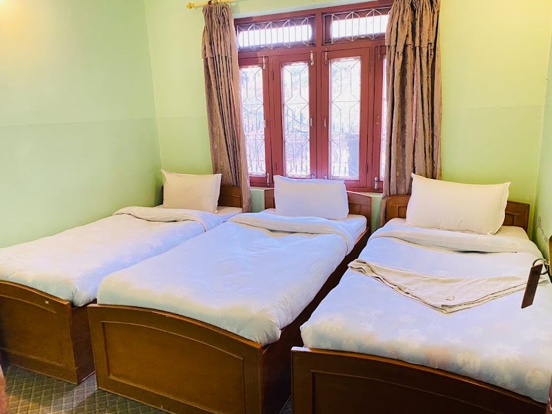 Hotel Ice View Pokhara - Hotel Ice View Pokhara Phirkhe Side Path , Lakeside, House Number 27, पोखरा 33700, Nepal