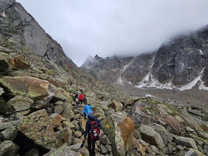 Kinnaur Kailash - Kinnaur Kailash Kinnaur Kailash, Dhar Gara, Himachal Pradesh 172109, India