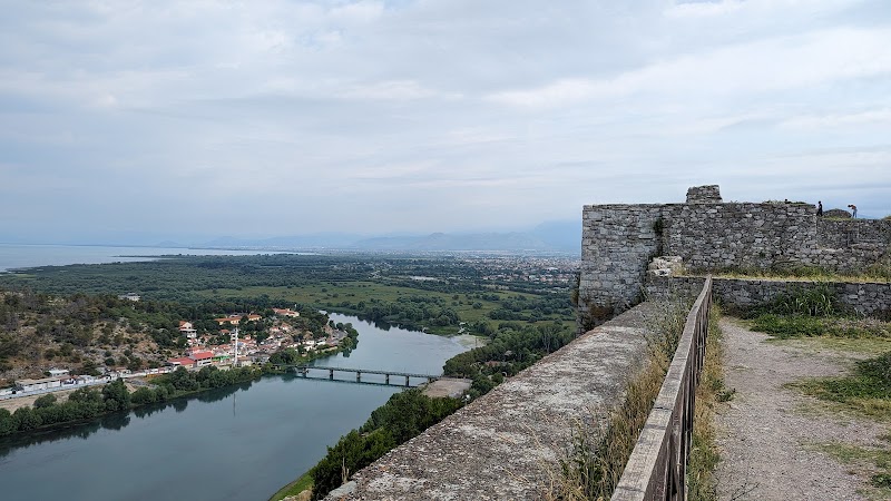 Rozafa Castle - Rozafa Castle, 2FWV+HCH, Rruga Rozafa, Shkodër, Albania