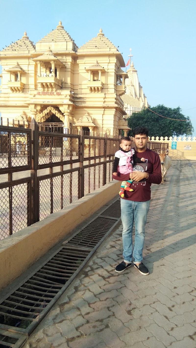 Somnath Temple - Somnath Temple 7R75+3C9 Madir, Prawaria Colony, Rameshwar Nagar, Bhakti Nagar, Rajkot, Gujarat 360002, India