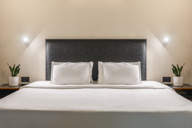 LetsBunk Poshtel & Suites - LetsBunk Poshtel & Suites T-40, Hauz Khas Fort Rd, Hauz Khas Village, Deer Park, Hauz Khas, New Delhi, Delhi 110016, India