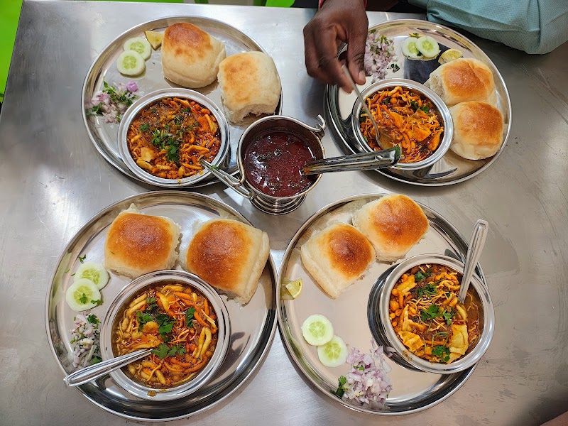 Rajgad Misal - Rajgad Misal Shopno-6, Rajgad misal, plot no 2, near RAJE ACADEMY POLICE MPSC, Old VSNL Colony, Sector - 17, Kamothe, Panvel, Maharashtra 410209, India