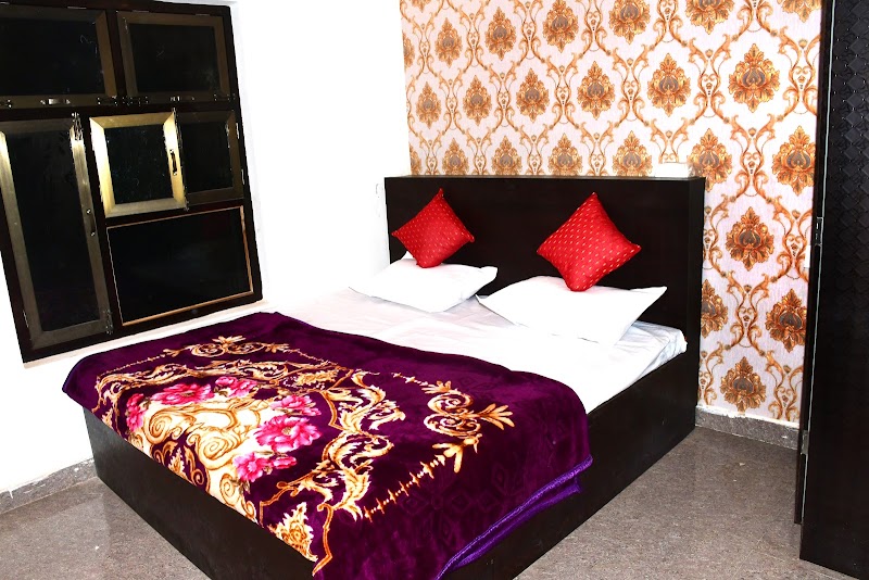Hotel Aashirwad Palace - Hotel Aashirwad Palace, Both No 4, Plot No 1, Parikrama Marg, near Ramayna hotelAyodhya, Halkara Ka Purwa, Ayodhya, Uttar Pradesh 224123, India